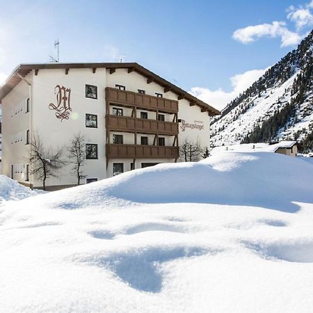 Pension Mittagskogel Sankt Leonhard im Pitztal Dış mekan fotoğraf